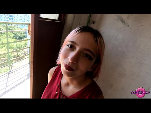 ❤️ Оюутны мэдрэмжтэй хөхүүл нь гаднын нь гаднах - булэг дээр түүний нүүр ❤ Порно видео манайд ❤